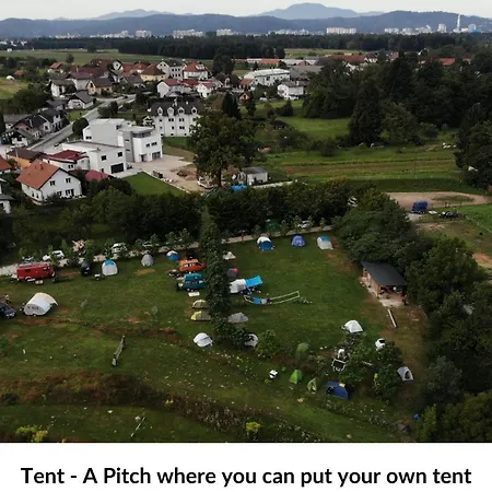 Camping @ Nogometni Golf אתר קמפינג